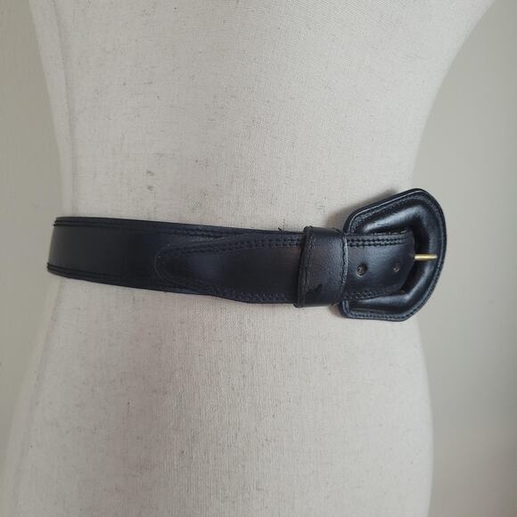 Gorbani Belt Medium Black Leather Padded Buckle Retro Minimalist Statement 80s main image 4